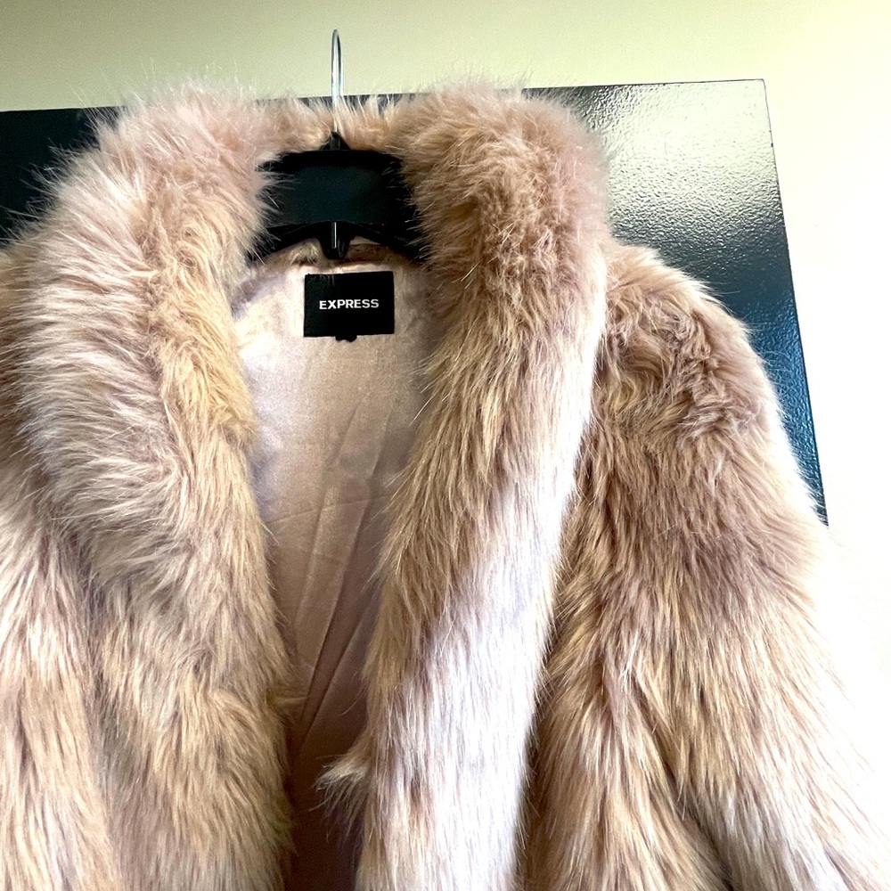 Gorgeous Lavender Express s faux fur coat